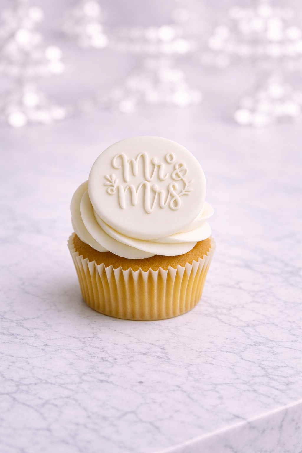ChatGPT Image Mar 4, 2026, 03_21_46 PM Cupcakes Personnalisés Mariage En Fondant - Image 1